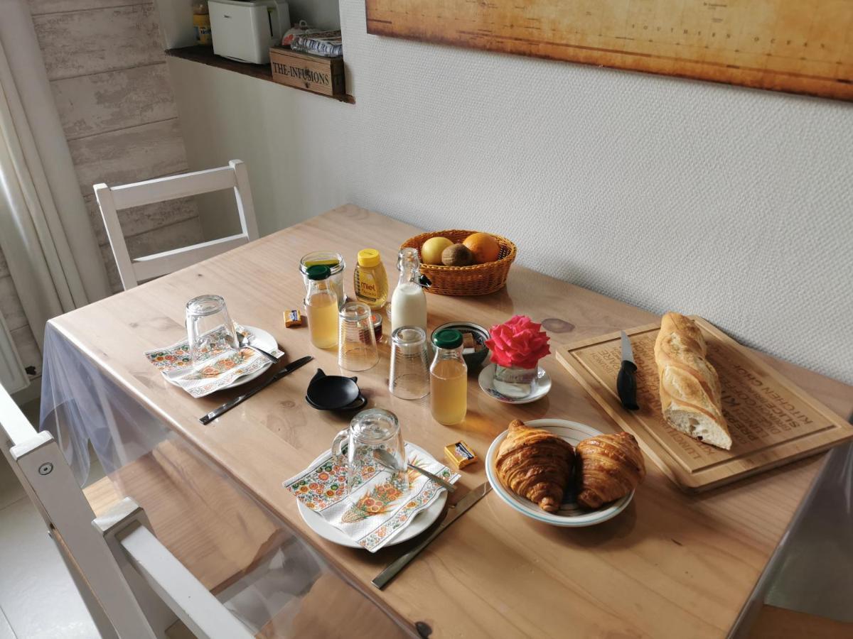 La Coticia Bed & Breakfast Coutiches Eksteriør bilde